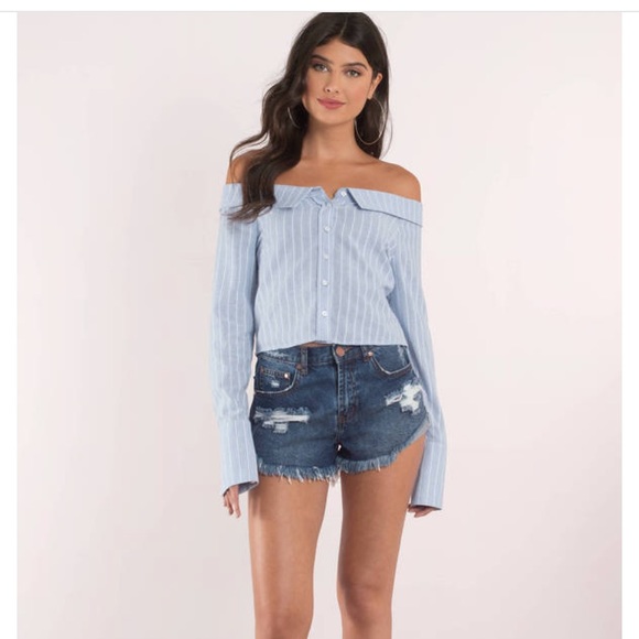 Off the shoulder striped button down - Picture 2 of 4